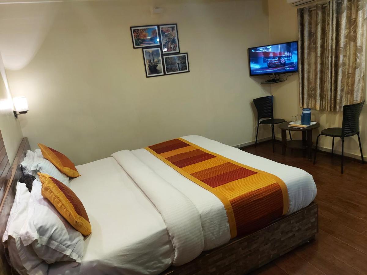 Shaleen Elegance Homestay Nakki Lake 400 Meters Monte Abu Exterior foto
