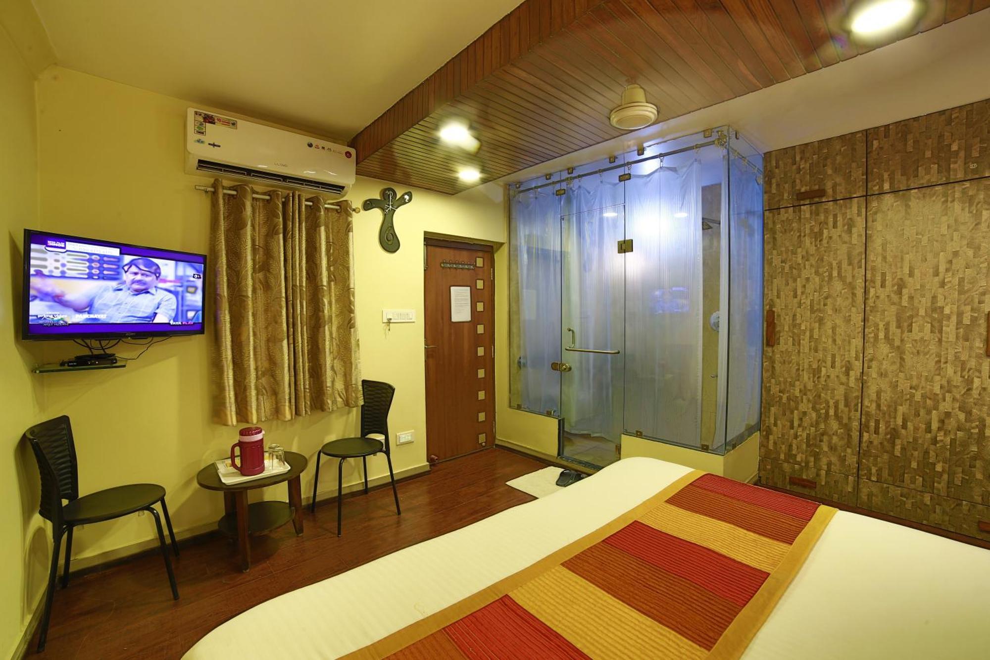 Shaleen Elegance Homestay Nakki Lake 400 Meters Monte Abu Exterior foto